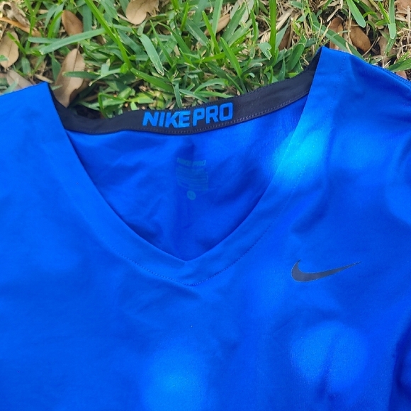 Nike Pro Blue Long Sleeve Shirt - Picture 2 of 4